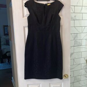 Elegant Black Sheath Mini Dress with Cap Sleeves